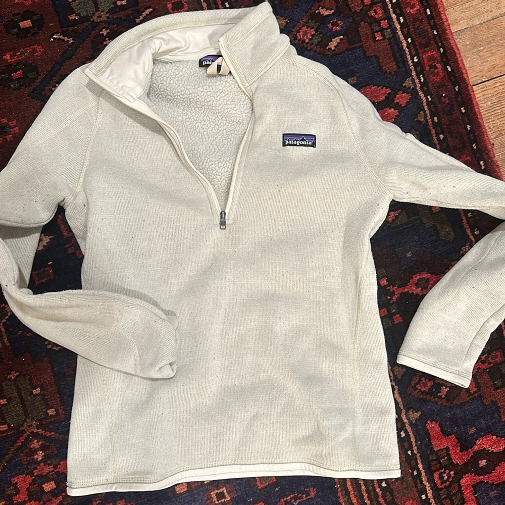 Patagonia Small women’s better sweater